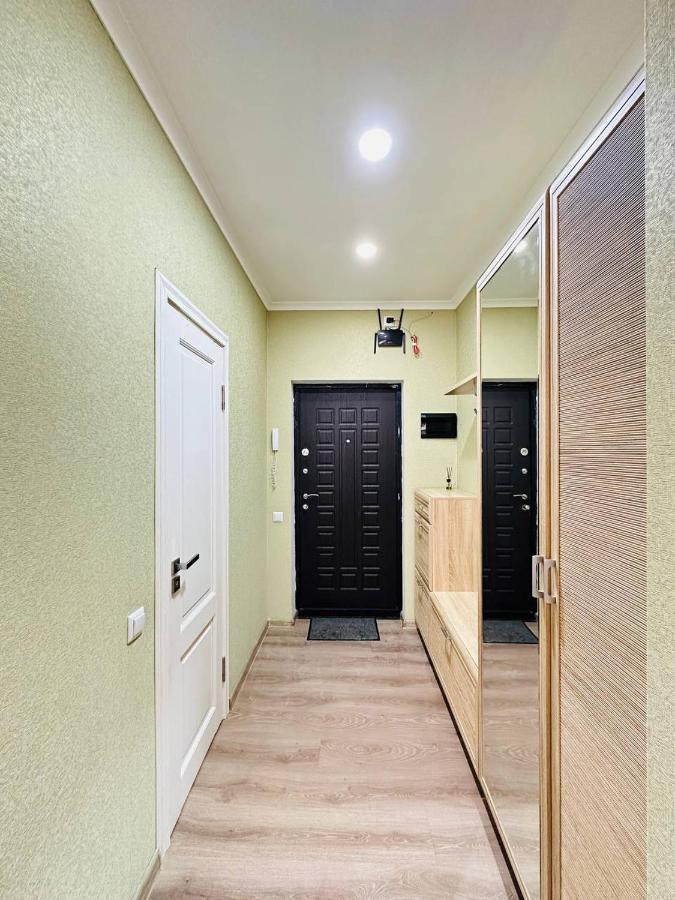 Central Park In The City Center Apartment Almaty Ngoại thất bức ảnh
